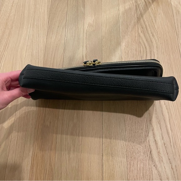 Alexander McQueen Black Calfskin Skull Padlock Fold Zip Clutch - Picture 5 of 6